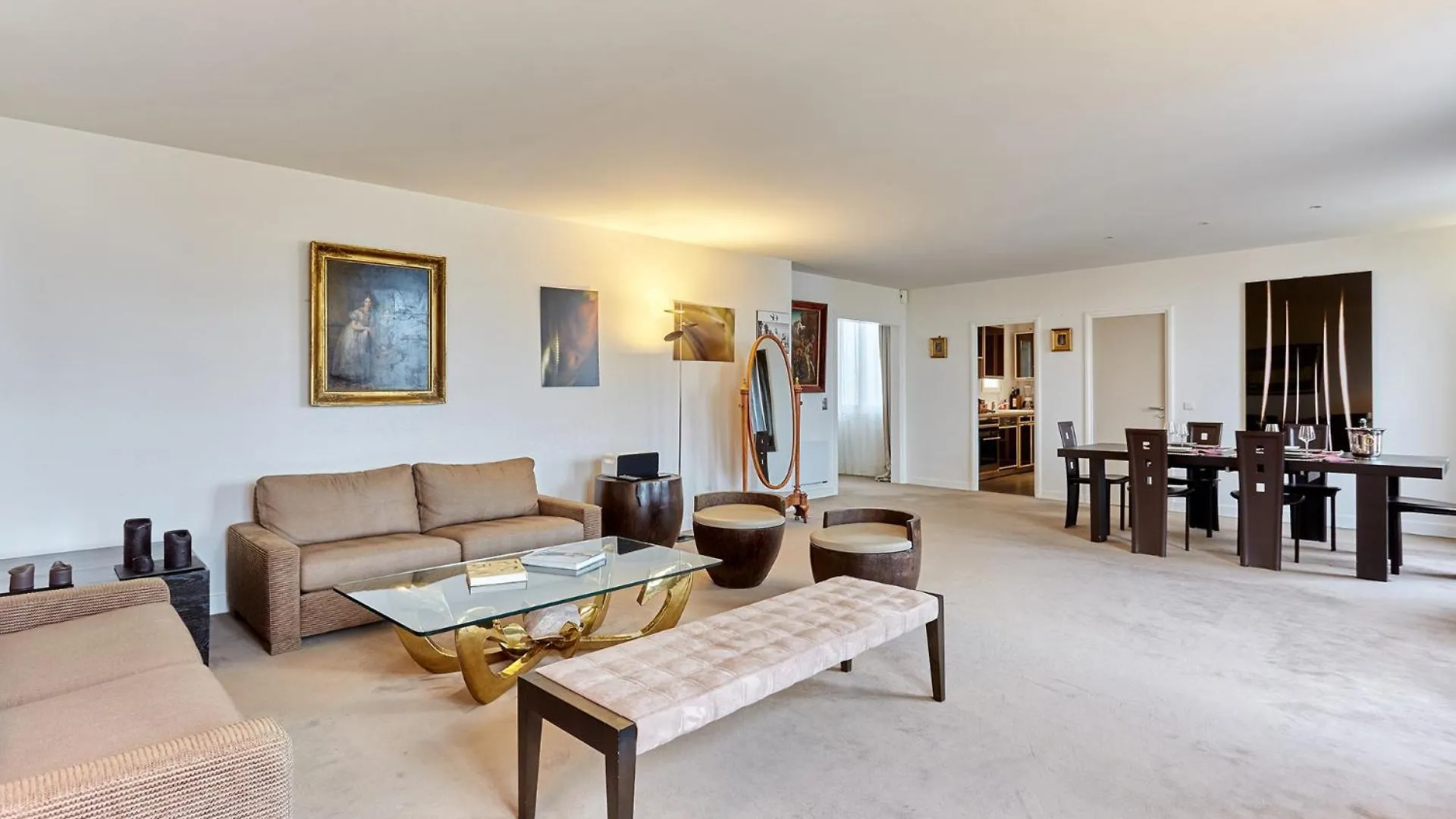Apartment Arc De Triomphe By Studio Prestige Paris