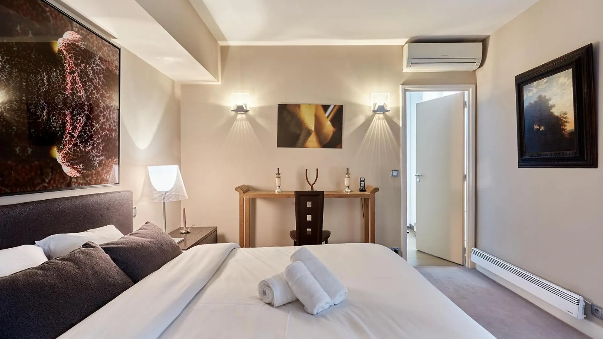 Apartment Arc De Triomphe By Studio Prestige Paris